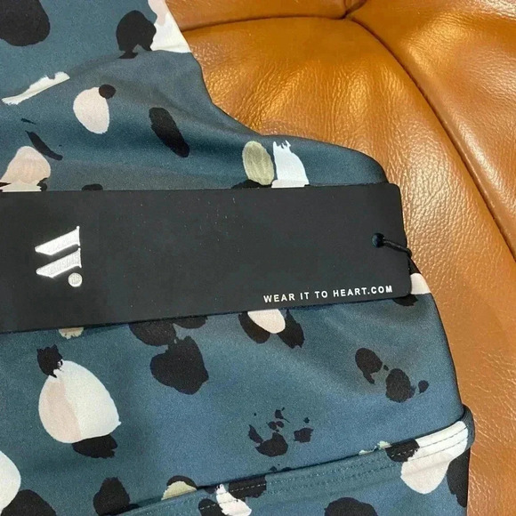 Wear it to Heart Active Wear Set Size Small NWT - Picture 5 of 7